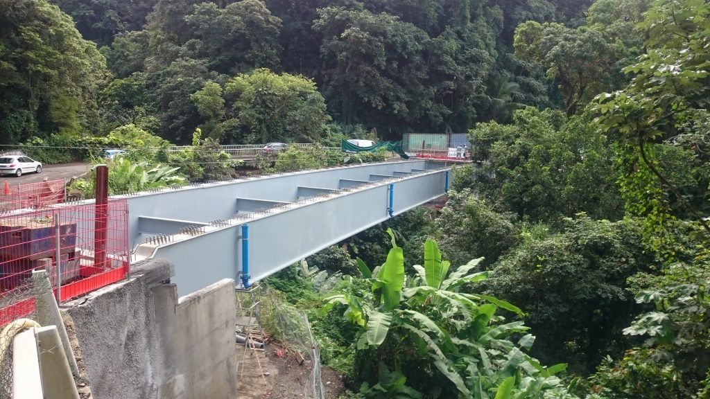 Chantier du pont sur la rivière Noire